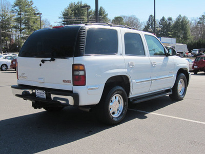 gmc yukon 2002 white suv slt 4x4 flex fuel 8 cylinders 4 wheel drive automatic with overdrive 28805