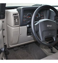 jeep wrangler 2005 khaki suv unlimited gasoline 6 cylinders 4 wheel drive 6 speed manual 98371