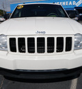 jeep grand cherokee 2005 white suv laredo gasoline 6 cylinders rear wheel drive automatic 32401
