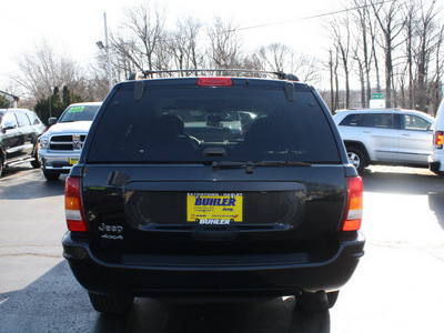 jeep grand cherokee 2004 black suv special edition gasoline 6 cylinders 4 wheel drive automatic with overdrive 07730