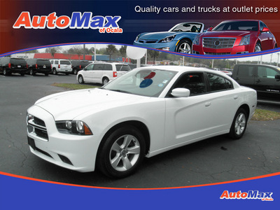 dodge charger 2011 white sedan gasoline 6 cylinders rear wheel drive automatic 34474