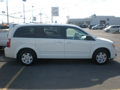 dodge grand caravan 2010 white van gasoline 6 cylinders front wheel drive automatic 13502