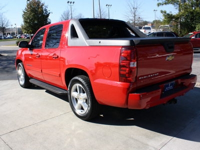 chevrolet avalanche 2007 red suv lt gasoline 8 cylinders rear wheel drive automatic 27616