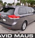 toyota sienna 2011 gray van le gasoline 6 cylinders front wheel drive automatic 32771