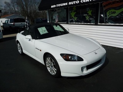 honda s2000 2004 white gasoline 4 cylinders rear wheel drive manual 45005