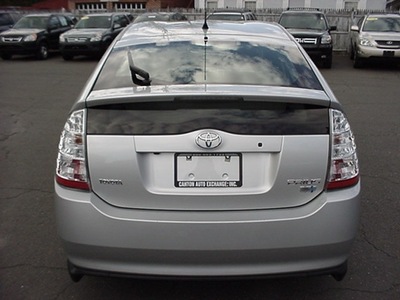 toyota prius 2008 silver hatchback standard hybrid 4 cylinders front wheel drive automatic 06019