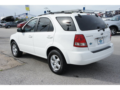kia sorento 2006 white suv lx gasoline 6 cylinders rear wheel drive automatic with overdrive 77388