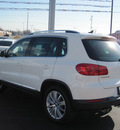 volkswagen tiguan 2012 white suv se 4motion gasoline 4 cylinders all whee drive 6 speed automatic 46410