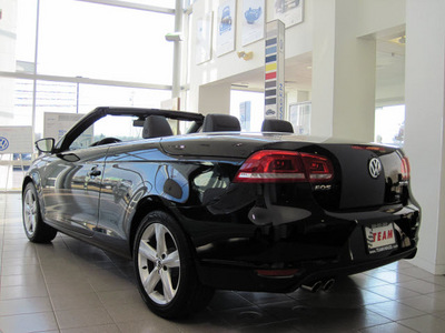 volkswagen eos 2012 black lux sulev gasoline 4 cylinders front wheel drive 6 speed automatic 46410