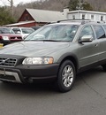 volvo xc70 2007 green wagon gasoline 5 cylinders all whee drive automatic 06019