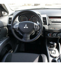 mitsubishi outlander 2012 white suv se gasoline 4 cylinders front wheel drive automatic 78238