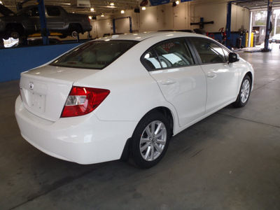 honda civic 2012 white sedan ex l w navi gasoline 4 cylinders front wheel drive automatic 28557