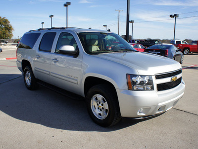 chevrolet suburban 2011 silver suv lt flex fuel 8 cylinders 4 wheel drive automatic 76087