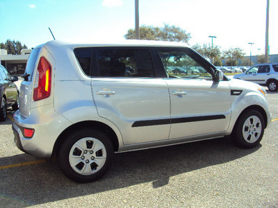 kia soul 2012 silver hatchback gasoline 4 cylinders front wheel drive automatic 32901