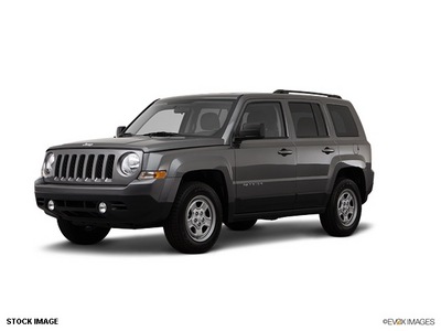 jeep patriot 2012 gasoline 4 cylinders 2 wheel drive not specified 33912