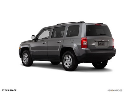 jeep patriot 2012 gasoline 4 cylinders 2 wheel drive not specified 33912