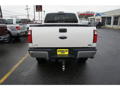 ford f 250 super duty 2011 white lariat flex fuel 8 cylinders 4 wheel drive automatic 07724