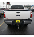ford f 250 super duty 2011 white lariat flex fuel 8 cylinders 4 wheel drive automatic 07724