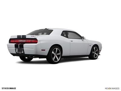 dodge challenger 2012 gasoline 8 cylinders rear wheel drive dec 6 speed manual tremec transmiss 07724