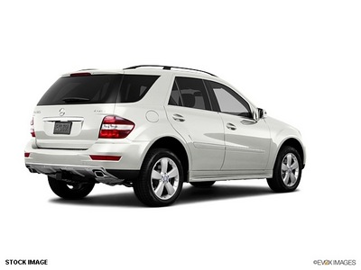 mercedes benz m class 2011 white suv ml350 gasoline 6 cylinders rear wheel drive automatic 33021