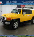 toyota fj cruiser 2007 yellow suv gasoline 6 cylinders rear wheel drive automatic 76108