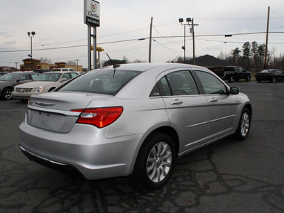 chrysler 200 2011 silver sedan touring flex fuel 6 cylinders front wheel drive automatic 27215