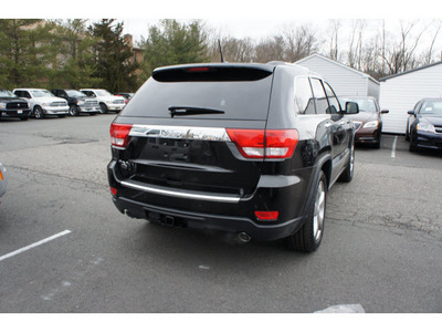 jeep grand cherokee 2012 black suv overland gasoline 8 cylinders 4 wheel drive automatic with overdrive 08844