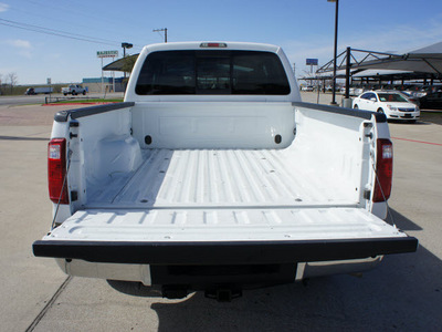 ford f 250 super duty 2008 white lariat diesel 8 cylinders 4 wheel drive automatic 76087