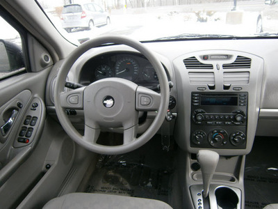 chevrolet malibu maxx 2004 gray hatchback ls gasoline 6 cylinders front wheel drive automatic 13502