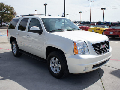 gmc yukon 2011 white suv slt flex fuel 8 cylinders 4 wheel drive automatic 76087