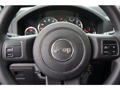 jeep liberty 2011 brilliant black suv sport gasoline 6 cylinders 4 wheel drive automatic 07712