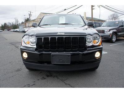 jeep grand cherokee 2007 black suv laredo flex fuel 8 cylinders 4 wheel drive automatic with overdrive 08844