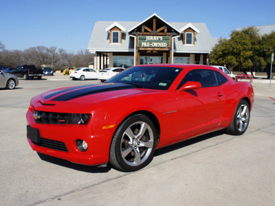 chevrolet camaro 2010 red coupe ss gasoline 8 cylinders rear wheel drive 6 speed manual 76087