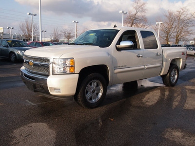 chevrolet silverado 1500 2011 white lt flex fuel 8 cylinders 4 wheel drive 6 speed automatic 46168