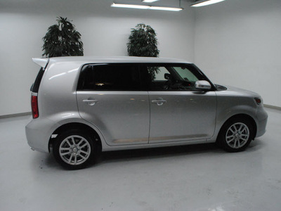 scion xb 2010 silver wagon gasoline 4 cylinders front wheel drive automatic 91731