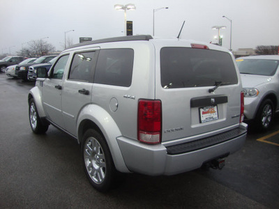 dodge nitro 2010 silver suv gasoline 6 cylinders 4 wheel drive automatic 60443