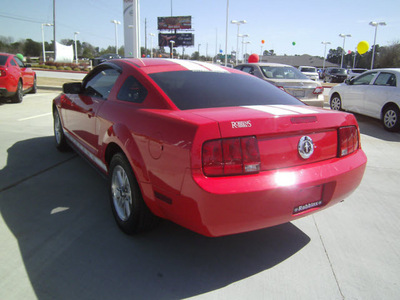 ford mustang 2006 red coupe v6 standard gasoline 6 cylinders rear wheel drive automatic 75503