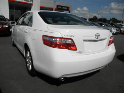 toyota camry 2008 white sedan xle v6 gasoline 6 cylinders front wheel drive automatic 34788