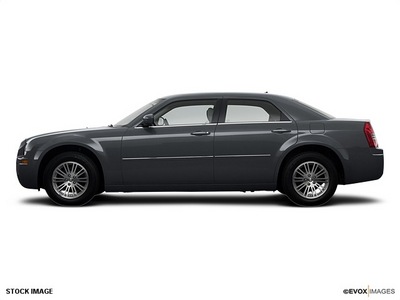 chrysler 300 2008 gasoline 6 cylinders rear wheel drive not specified 34731