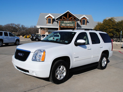 gmc yukon 2011 white suv slt 8 cylinders automatic 76087