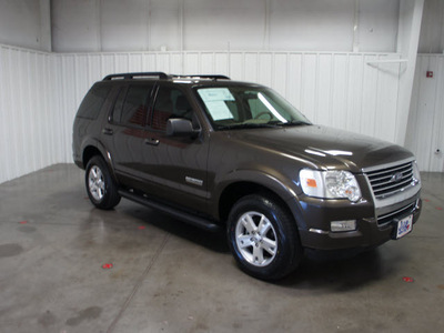 ford explorer 2008 gray suv xlt gasoline 6 cylinders 2 wheel drive automatic with overdrive 76108