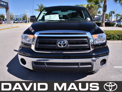 toyota tundra 2012 black sr5 gasoline 6 cylinders 2 wheel drive automatic 32771