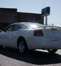 dodge charger 2008 white sedan 6 cylinders automatic 61832