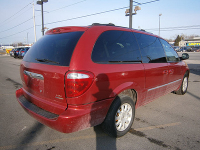 chrysler town country 2003 red van lxi gasoline 6 cylinders all whee drive automatic 13502