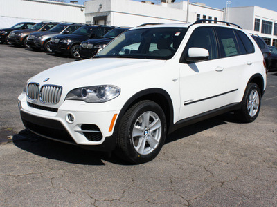 bmw x5 2012 white xdrive35d 6 cylinders automatic 27616