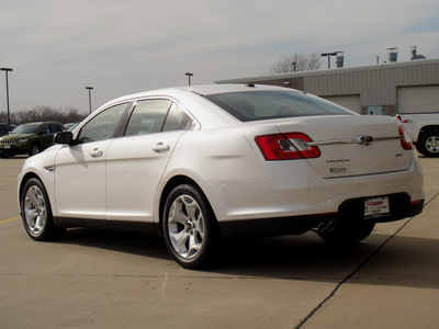 ford taurus 2012 white sedan sel 6 cylinders automatic 62034