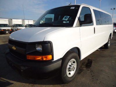 chevrolet express 2012 white van ls 3500 8 cylinders automatic 60007
