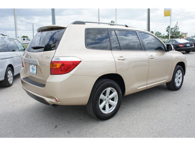 toyota highlander 2008 tan suv 6 cylinders automatic 77388