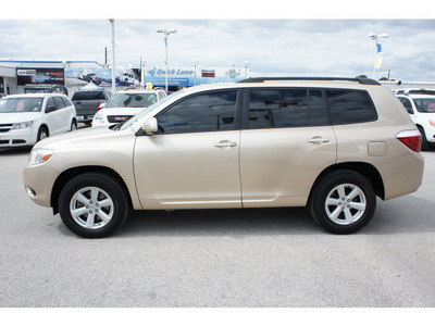 toyota highlander 2008 tan suv 6 cylinders automatic 77388