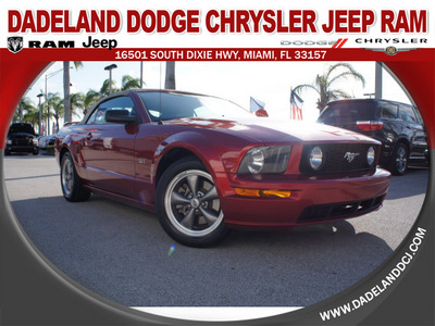 ford mustang 2006 dk  red gt premium gasoline 8 cylinders rear wheel drive 5 speed manual 33157